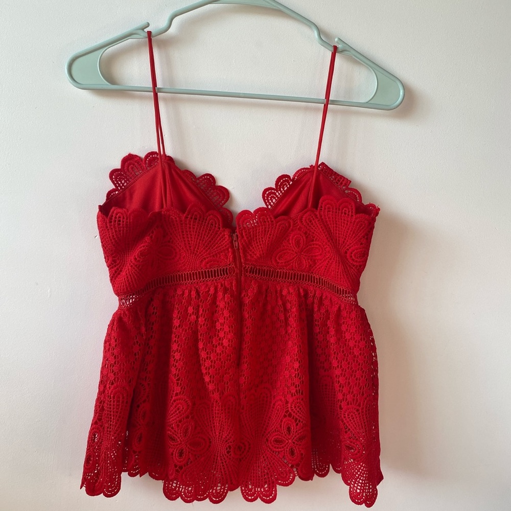 Red top - Picture 2 of 3